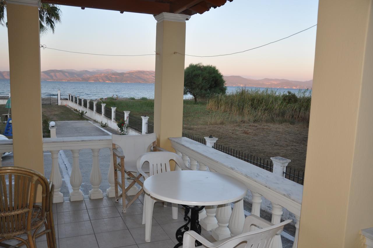 Neptune Resort Kavos Bagian luar foto